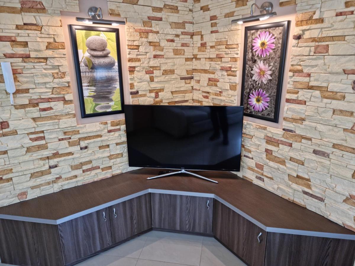Betti Apartman Siófok Buitenkant foto